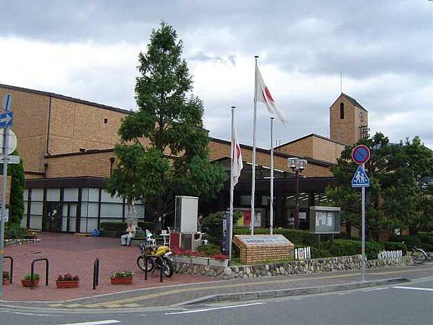 【図書館】宝塚市立図書館まで1969ｍ