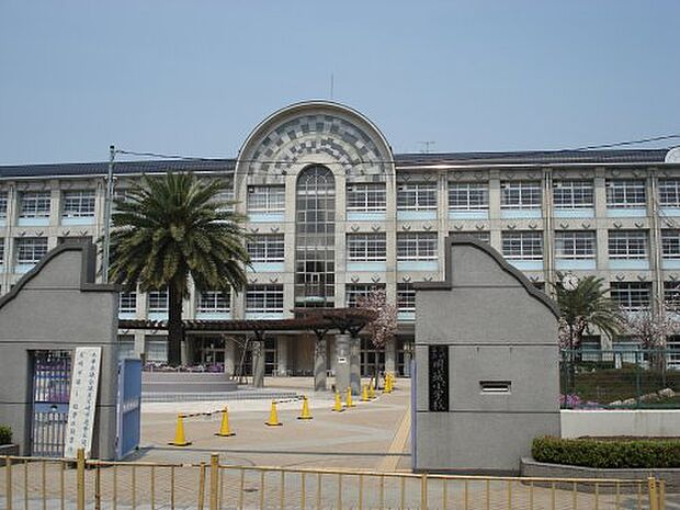 【小学校】尼崎市立明城小学校まで767ｍ