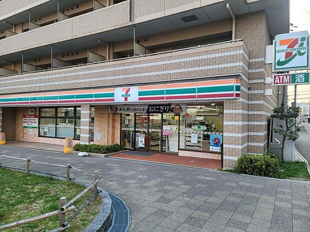 【コンビニエンスストア】セブンイレブン　JR塚口駅前店まで312ｍ