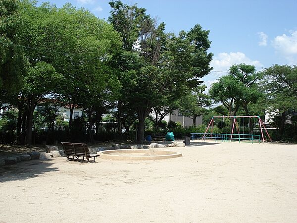 画像23:【公園】高倉公園まで642ｍ
