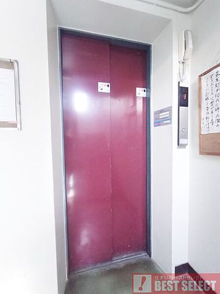 ■荷物が多いときも安心楽々なエレベーター