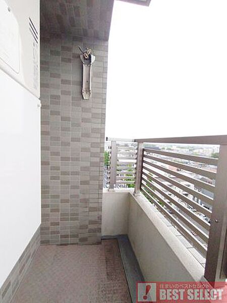 ■便利なサービスバルコニー