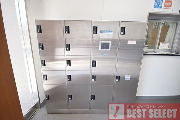 ■外出時に便利な宅配ボックス付き