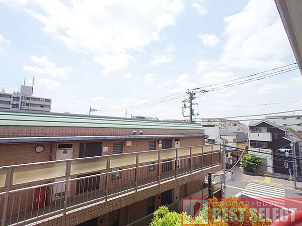 ■最上階につき空が近く開放感ある眺望