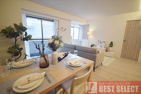 角部屋で陽当たり良好な南西向きバルコニー！