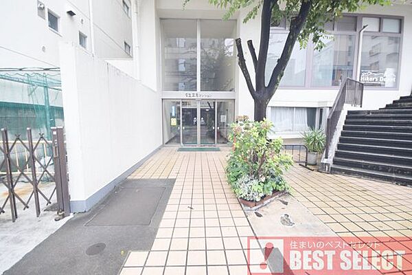 ■創立1985年の不動産売買専門の不動産会社です。東京・埼玉にて累計販売40，055棟の実績
