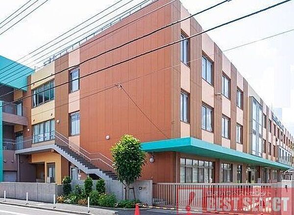 三鷹市立第三小学校　徒歩7分 450m