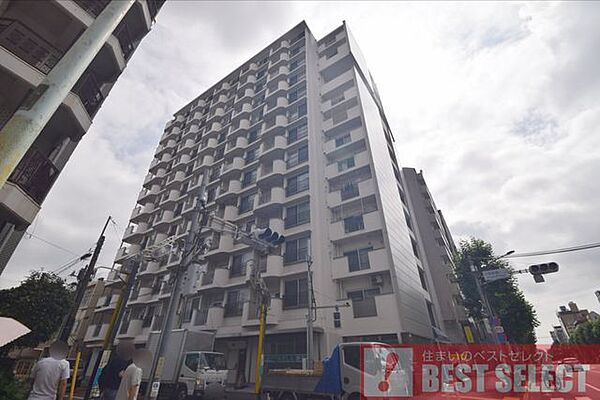 総戸数142戸の大規模マンションで管理体制良好！