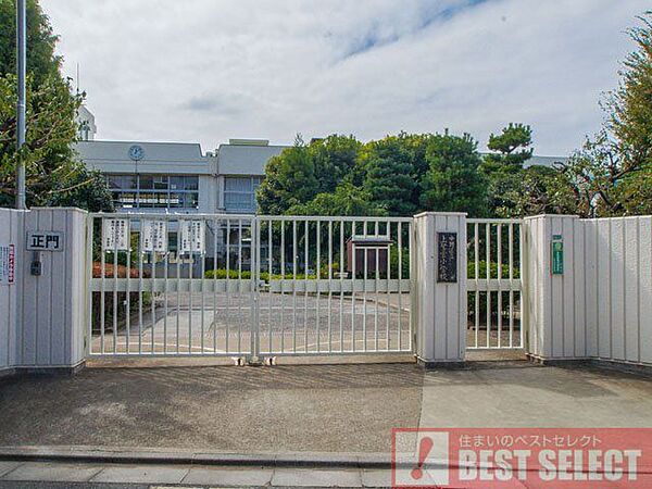 中野区立上鷺宮小学校　徒歩1分 60m