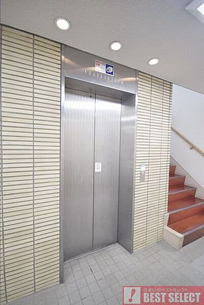 陽当たり・通風・眺望良好な4階部分三方角部屋住戸！