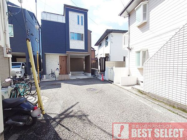 建物面積：99．26平米の3ＳＬＤＫ軽量鉄骨造2階建中古戸建！