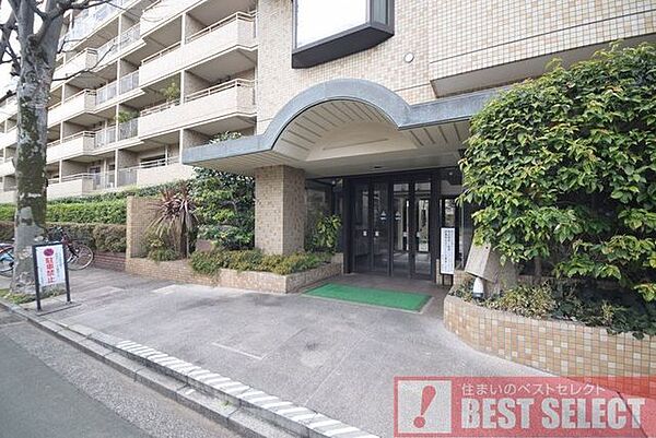 セキュリティ面も安心のオートロック完備