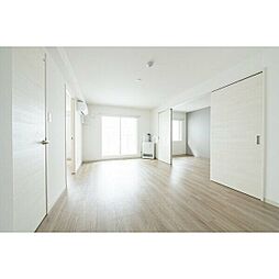 札幌市営東西線 西18丁目駅 徒歩4分の賃貸マンション 4階2LDKのリビング/ダイニング