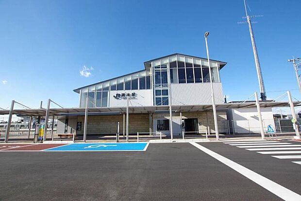 岡本駅　1357ｍ/徒歩17分、車4分