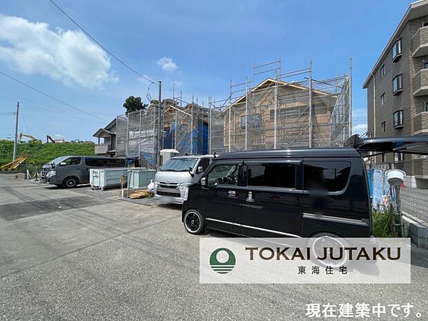 北西側約5.9M幅員の公道です＾＾