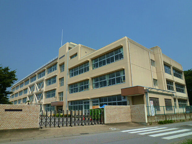 瑞穂台小学校　646ｍ/徒歩9分、車2分