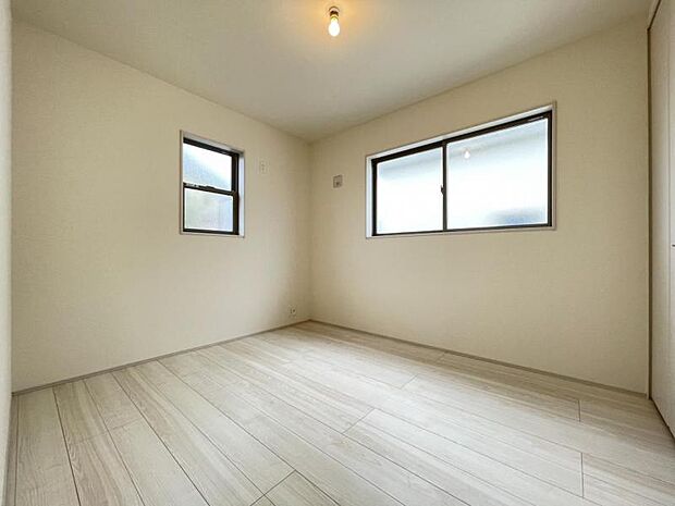 各部屋にクローゼットが付いているので整理整頓も安心＾＾