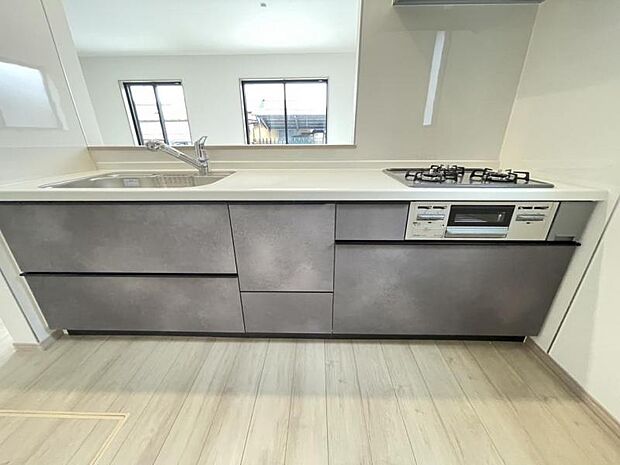 家族の顔が見えるカウンターキッチン！配膳や片付けも楽にできますね＾＾