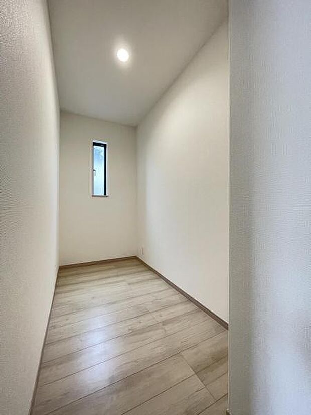 収納はもちろんちょっとしたお部屋としてもお使いいただけます＾＾