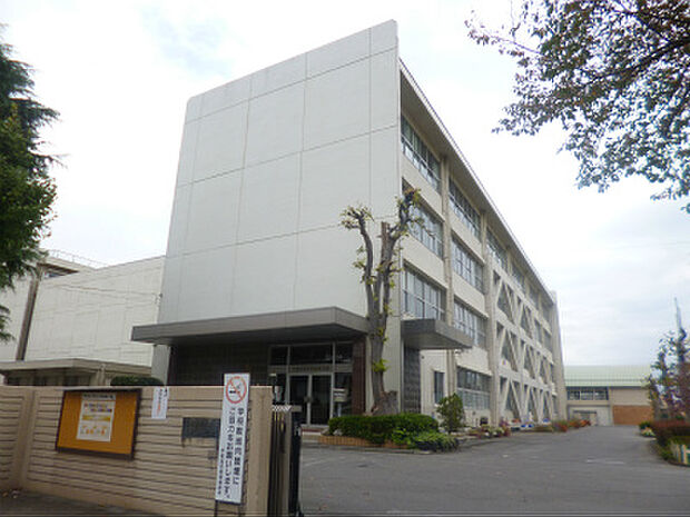 西原小学校　486ｍ/徒歩7分、車2分