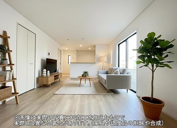 開放感のあるゆとりあるリビング。採光にもこだわった居心地の良い空間です♪