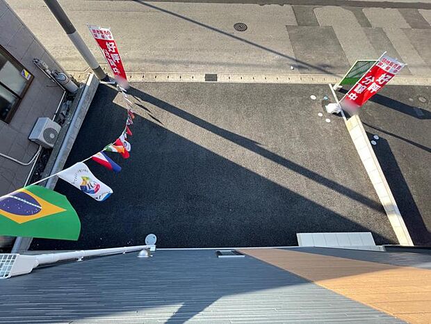 カースペース2台！並列駐車もできます♪