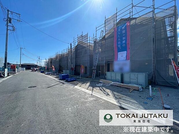 北側約6M幅員の公道。車の出し入れもスムーズに行えますね^^