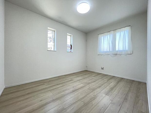 各部屋にクローゼットが付いているので整理整頓も安心＾＾