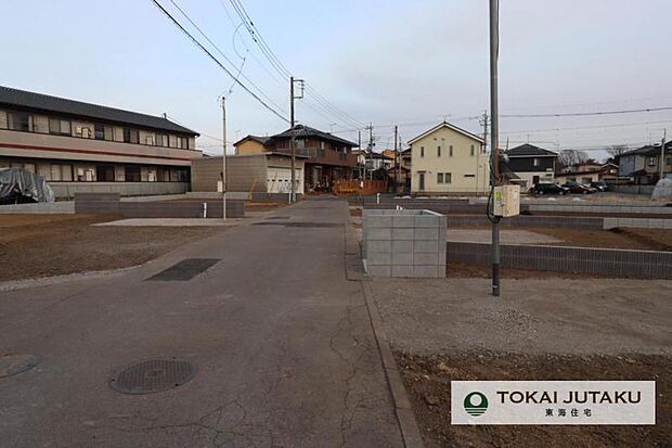 北側約4.0M幅員の道路です^^