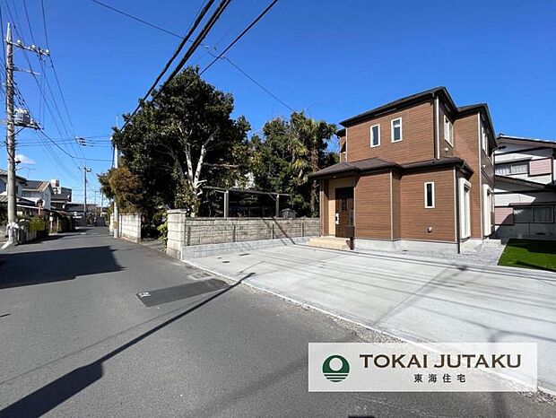 西側約4.0M幅員の公道です^^