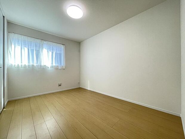 各部屋にクローゼットが付いているので整理整頓も安心＾＾