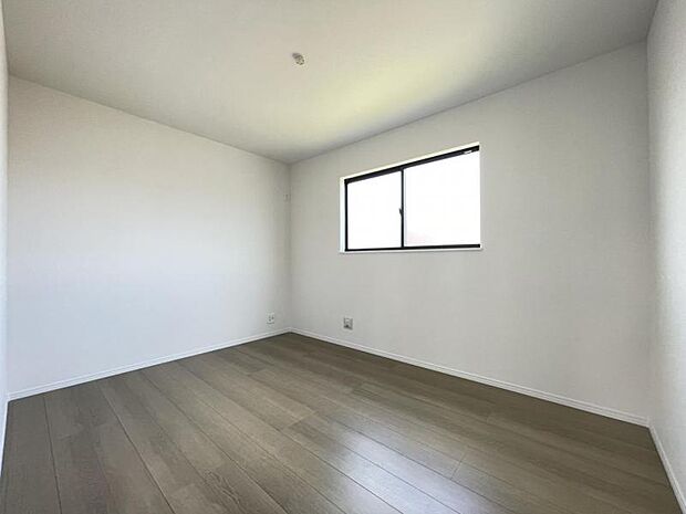 2階にはお部屋が3部屋！全部屋に収納が付いています＾＾