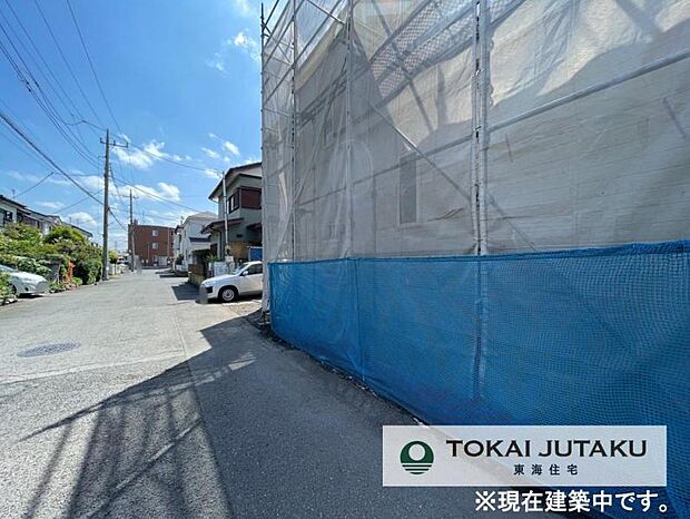 北側約6M幅員の公道。車の出し入れもスムーズに行えますね＾＾