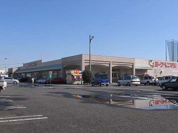 スーパー ヨークベニマル石井店 580m/徒歩8分、車2分