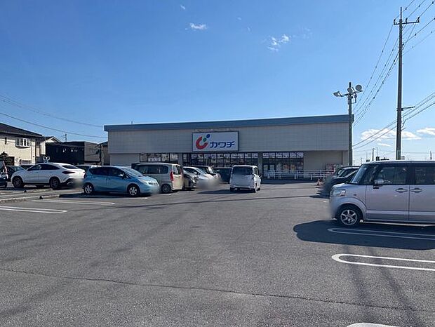 カワチ薬品鶴田北店 徒歩8分。 590m