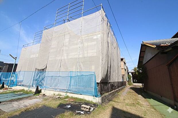 陽当り良好◎通風良好◎普通自動車3台駐車可能となります!小学校までは徒歩10分圏内!お気軽にお問合せください♪