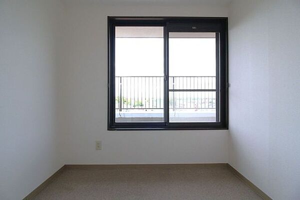 ＊書斎＊趣味のお部屋にしたり、リモートワークスペースとしても活躍します♪