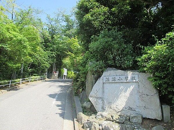 深溝小学校幸田町深溝にある、公立の小学校です！ 500m