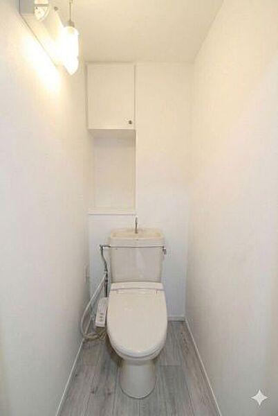 トイレを拡大表示