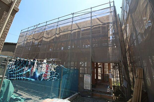 2026年9月完成予定です。周辺環境も充実しており、住みやすい住環境です。