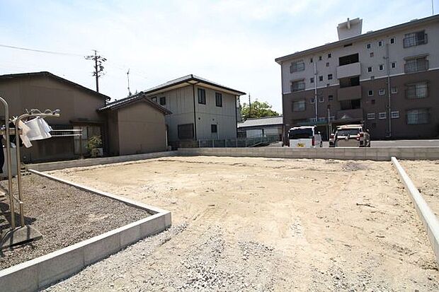 愛知環状鉄道「北岡崎」駅まで徒歩約6分です。電車での通勤や通学、お出かけにも便利です。