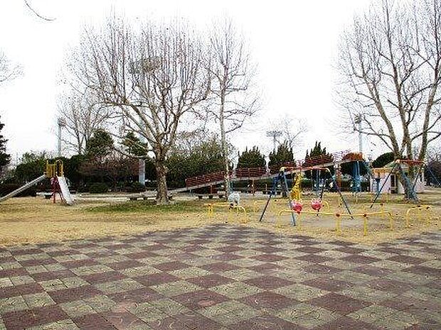 日名公園 1000m