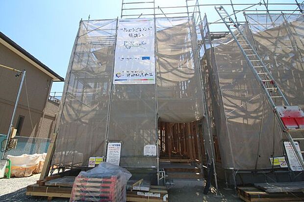 2026年9月完成予定です。周辺環境も充実しており、住みやすい住環境です。