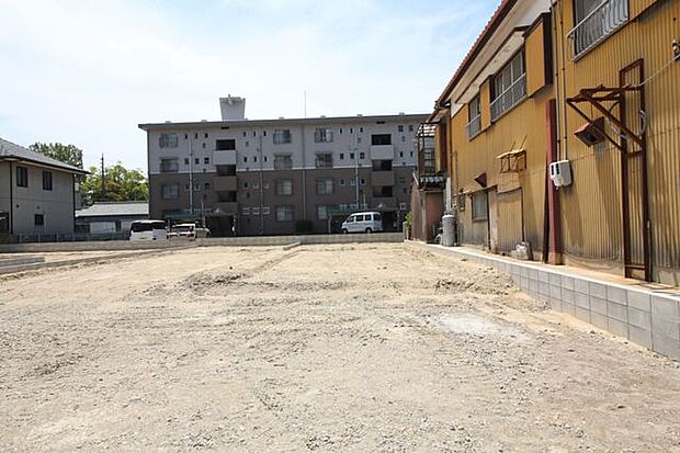 2026年9月完成予定です。周辺環境も充実しており、住みやすい住環境です。
