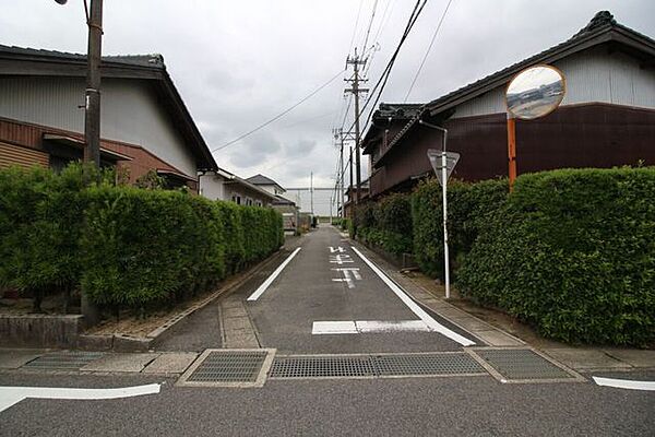 ＊北側前面道路＊道路幅約4.0ｍ、間口約12.12ｍです。