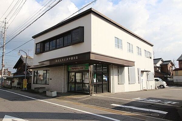 西尾信用金庫宇頭支店ATMの稼働時間. 8:45～19:00. 9:00～17:00. 窓口営業時間. 9:00～11:30、12:30～15:00.※営業時間は異なる場合がございますので事前…