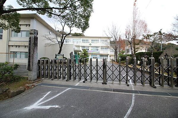 常盤南小学校岡崎市田口町にある公立の小学校です！ 1430m