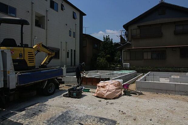 大樹寺小学校まで徒歩約7分、北中学校まで徒歩約15分で、お子様の通学も安心な立地です。