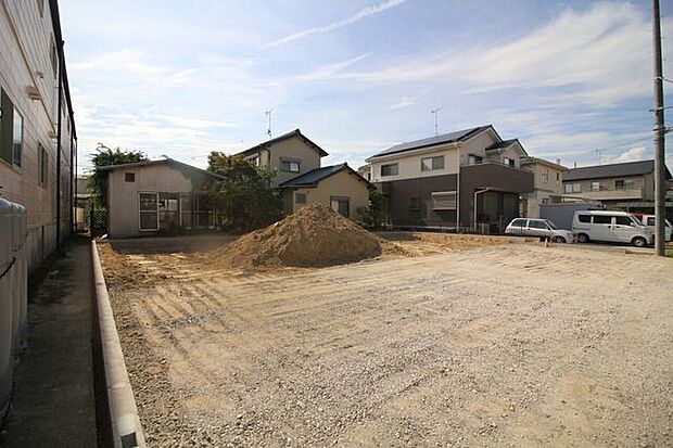 対面式のキッチン！リビング全体を見渡すことができるので、ご家族とのコミュニケーションも取りやすいです。