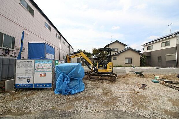 名鉄名古屋本線「矢作橋」駅まで、徒歩約18分の立地です。